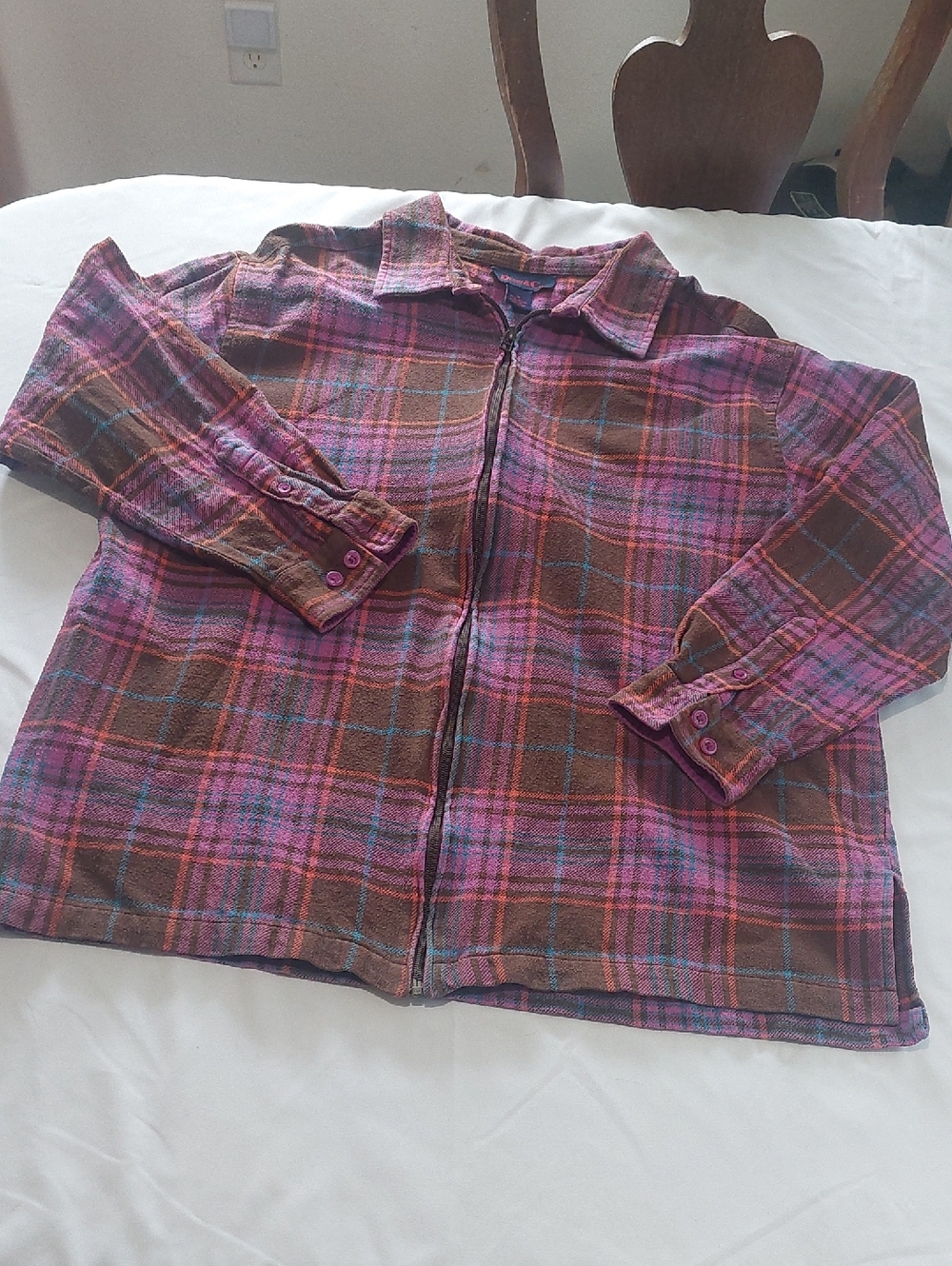 Denim&Co Purple and Brown Plaid Zip Jacket.Size 1X Good Condition